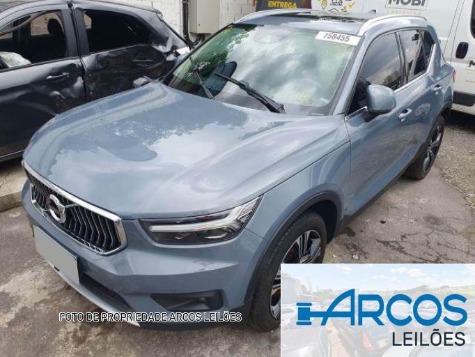 VOLVO XC40 20/20