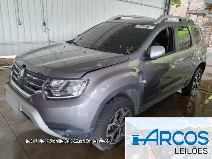 RENAULT DUSTER 21/21