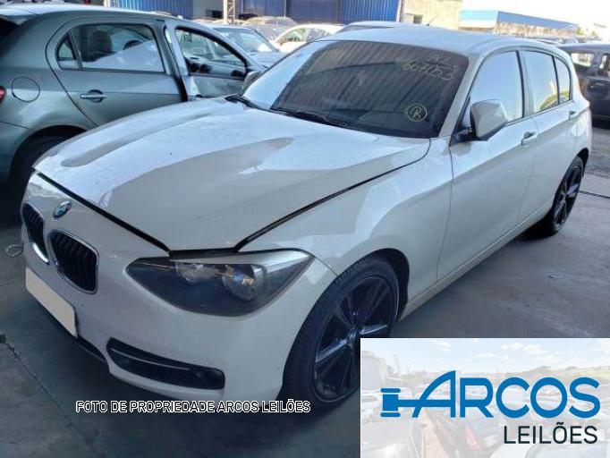 BMW 118I 13/13