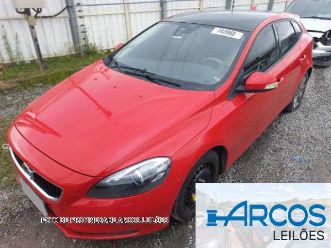 VOLVO V40 13/13 