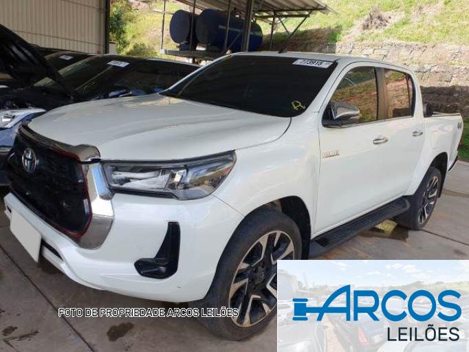 TOYOTA HILUX CD 21/21