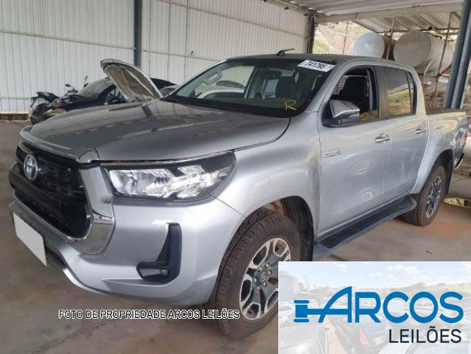 TOYOTA HILUX CD 21/21
