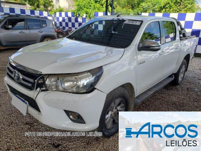 TOYOTA HILUX CD 16/17