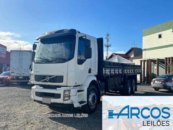 VOLVO VM-270 12/12