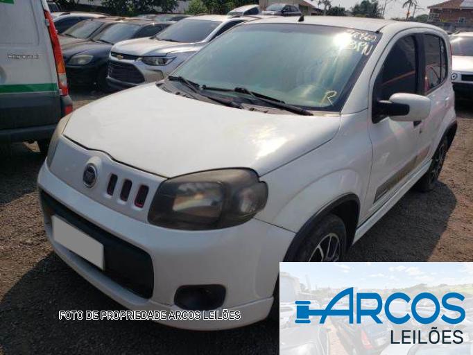 FIAT UNO 13/13
