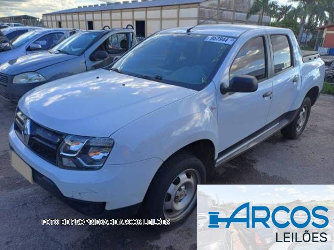 RENAULT DUSTER OROCH 18/18