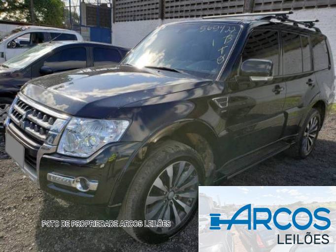 MITSUBISHI PAJERO FULL 18/19