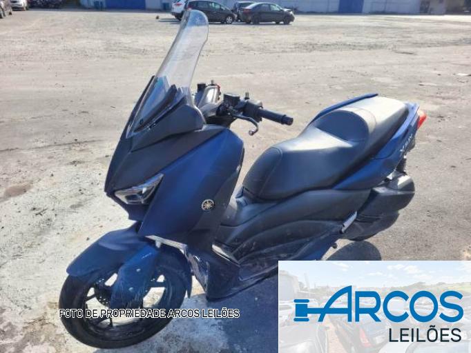 YAMAHA XMAX 20/21
