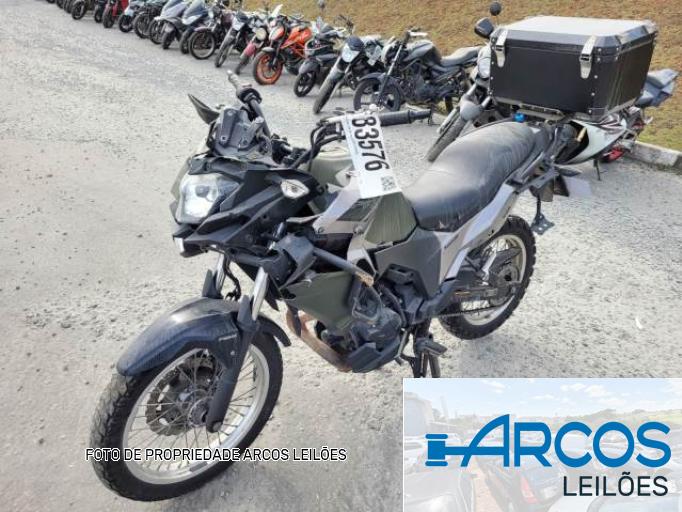 KAWASAKI VERSYS-X 18/18