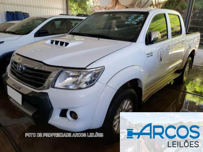 TOYOTA HILUX CD 14/15